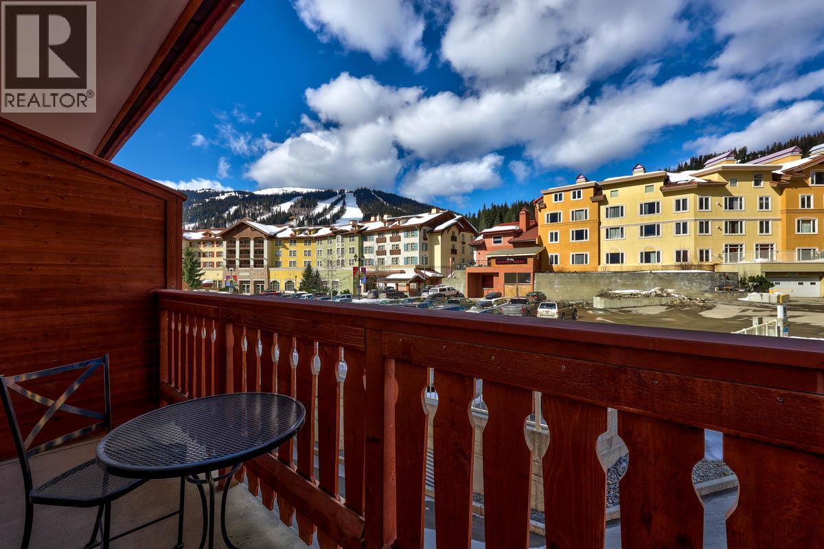 #1210C 3250 VILLAGE WAY - 20