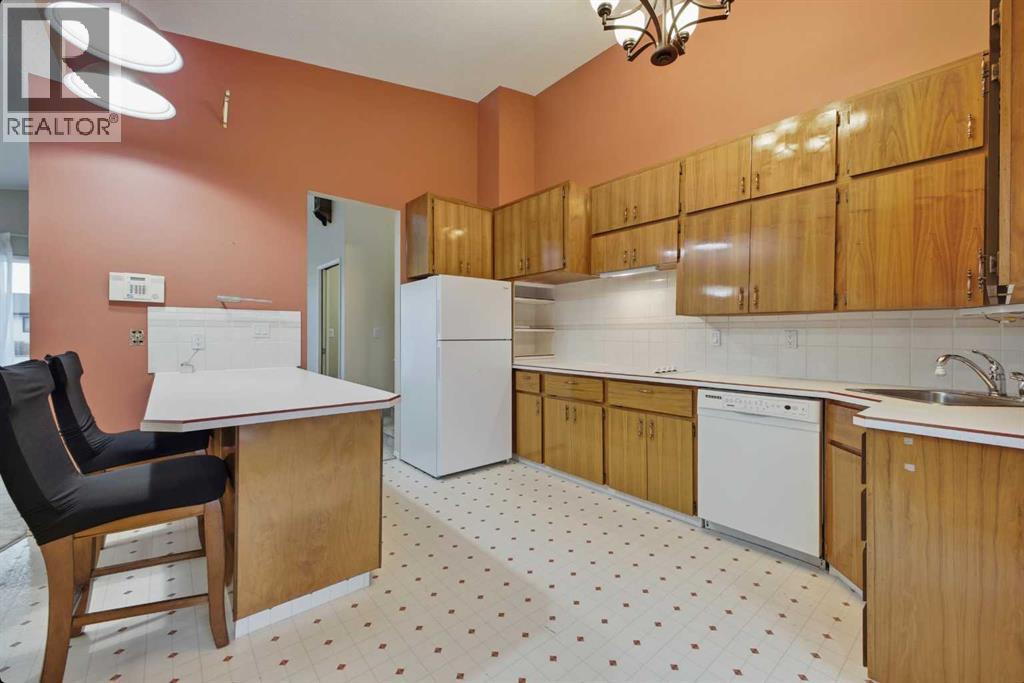 6121 Hamilton Drive, Red Deer