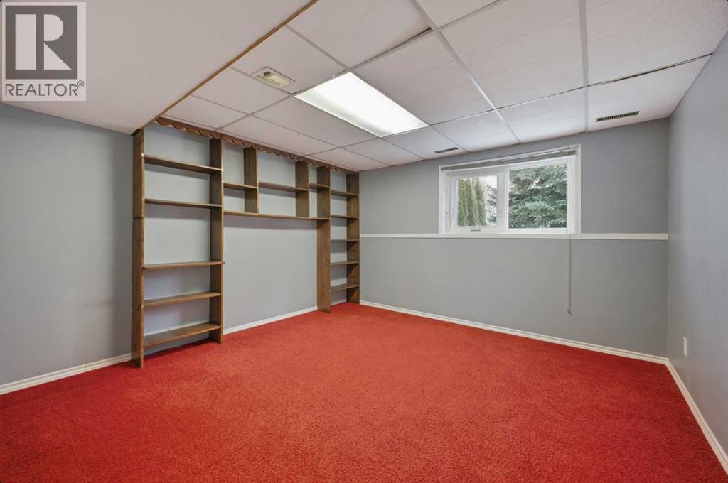 6121 Hamilton Drive, Red Deer