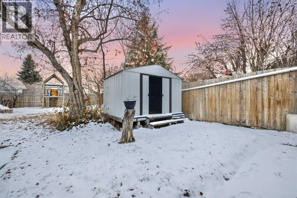 6121 Hamilton Drive, Red Deer