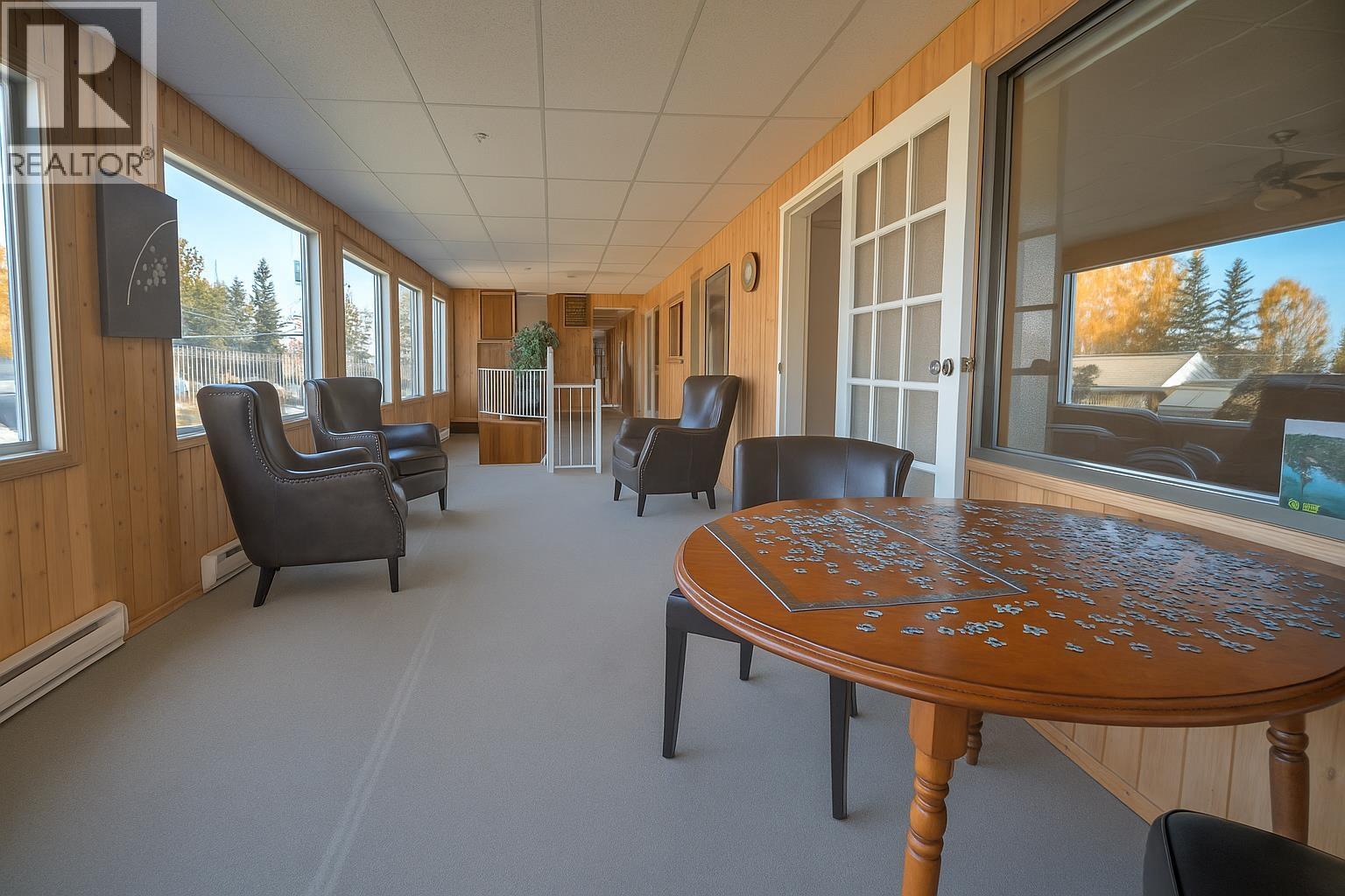 6373 HILLCREST PLACE, Prince George