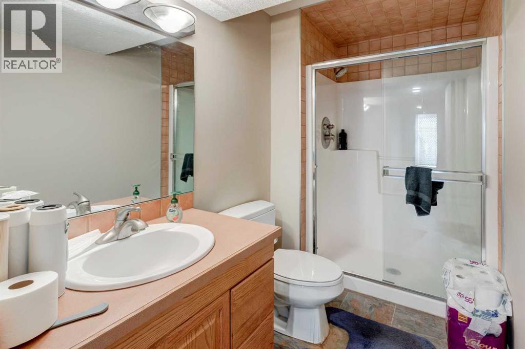 6 Bow Ridge Close, Cochrane