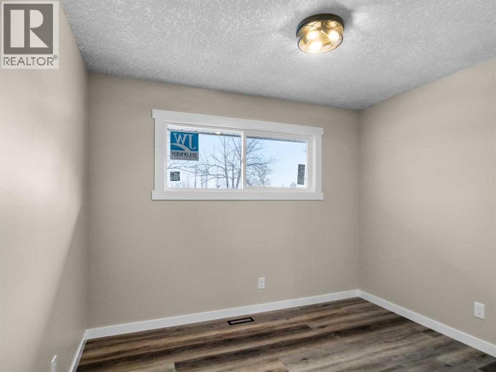 6308 50A Close, Ponoka