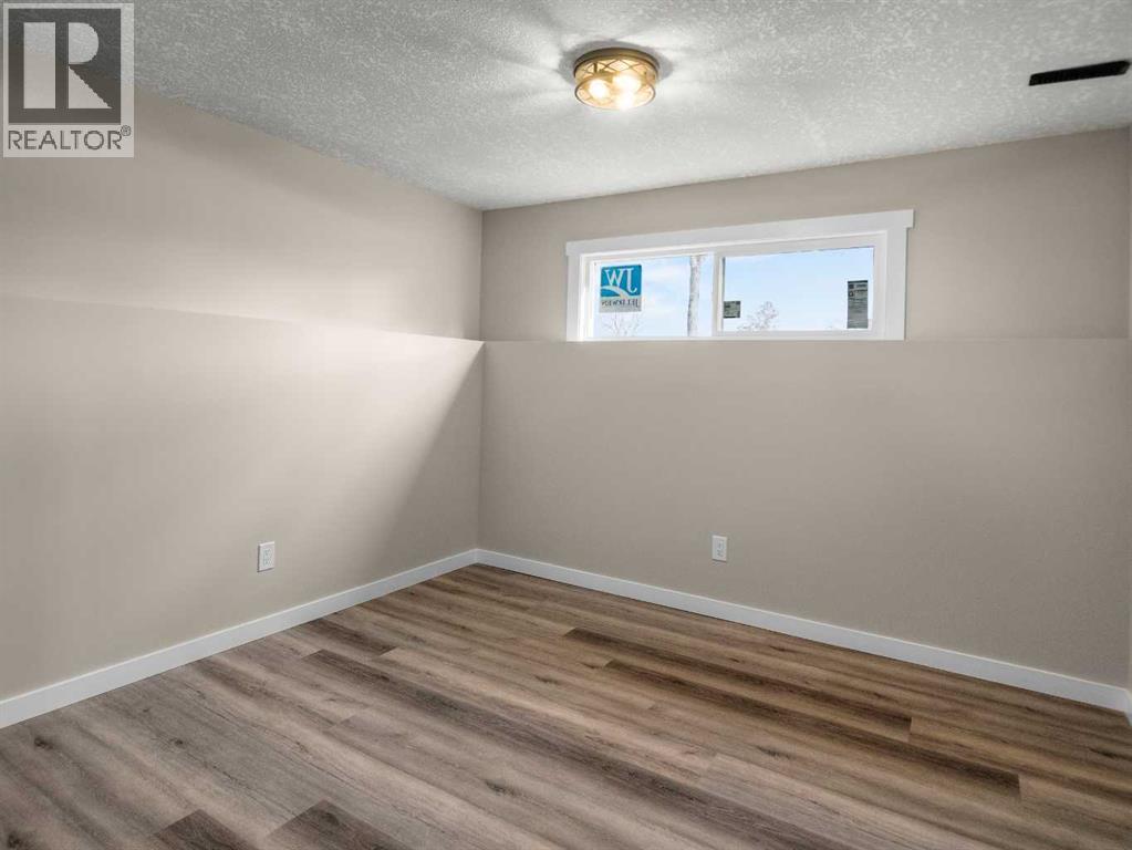 6308 50A Close, Ponoka