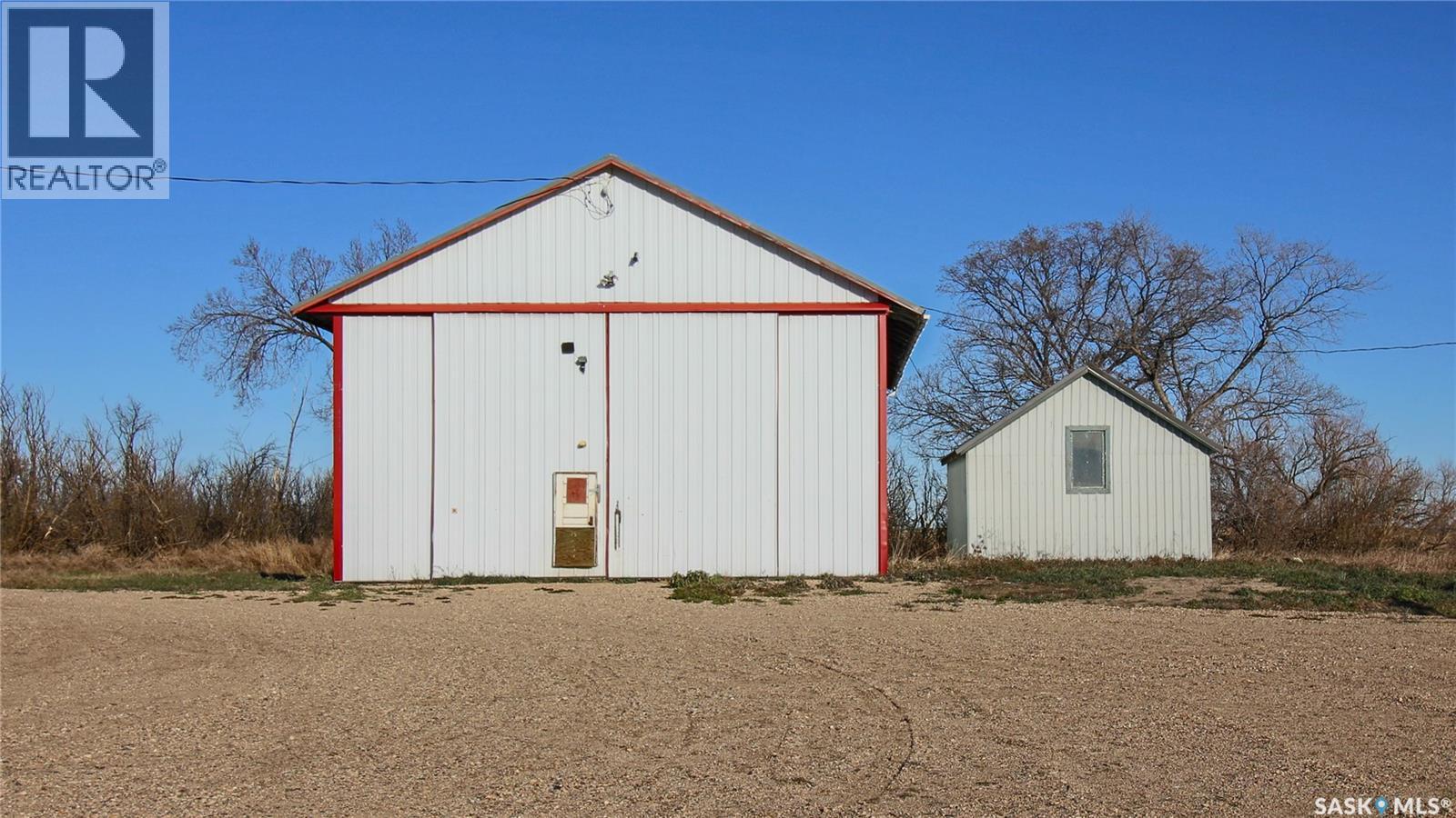 'HAMILTON HOUSE ACREAGE'12.56 ACRES 'MORE OR LESS' - 33