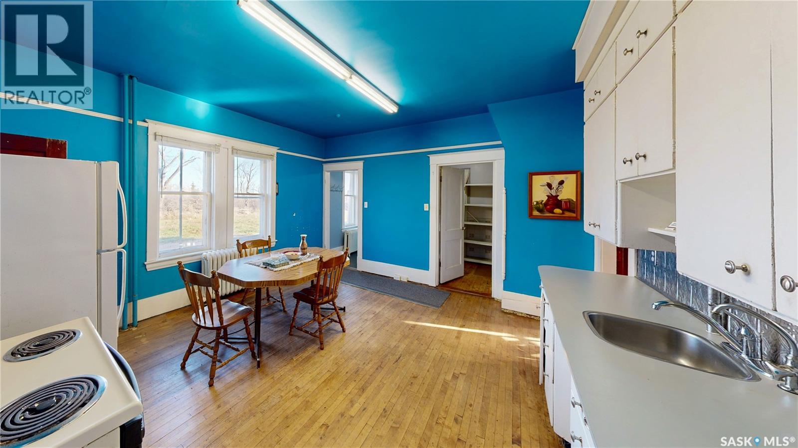 "Hamilton House Acreage"12.56 acres "more or less" - Photo 4 of 38, Last Mountain Valley RM No. 250, Saskatchewan