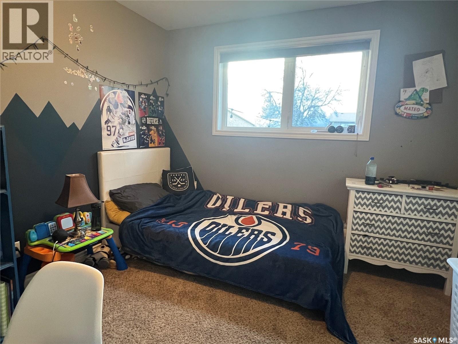 235 George CRESCENT - 21