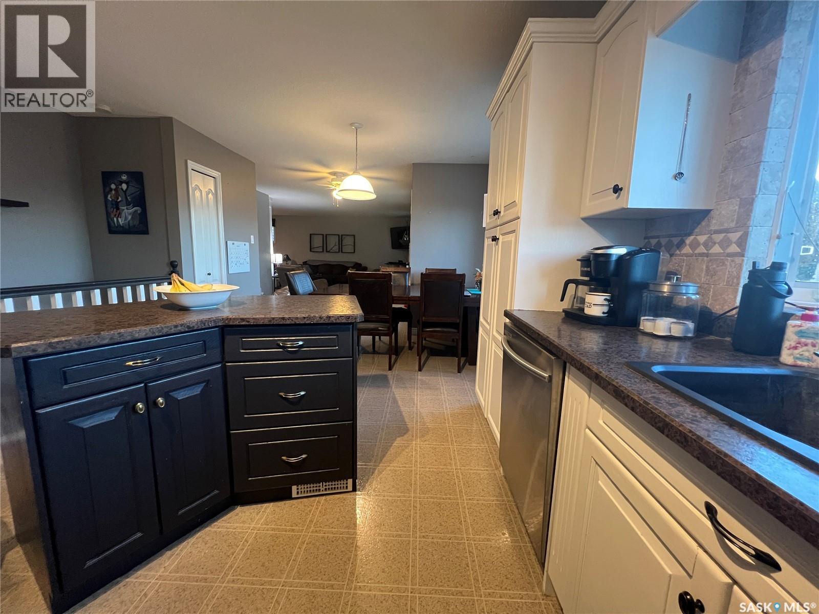 235 George CRESCENT - 6