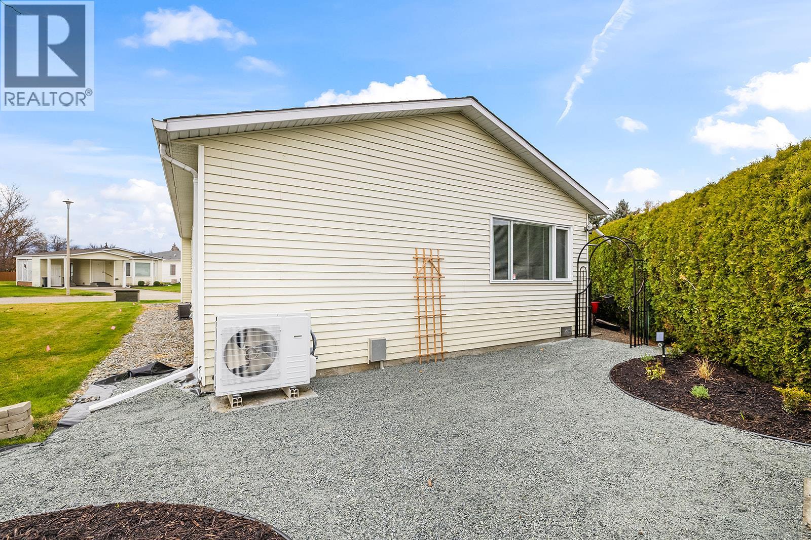 166 1255 Raymer Avenue, Kelowna