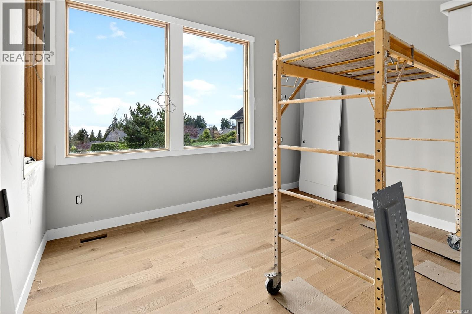  654 SENTINEL Drive, Mill Bay