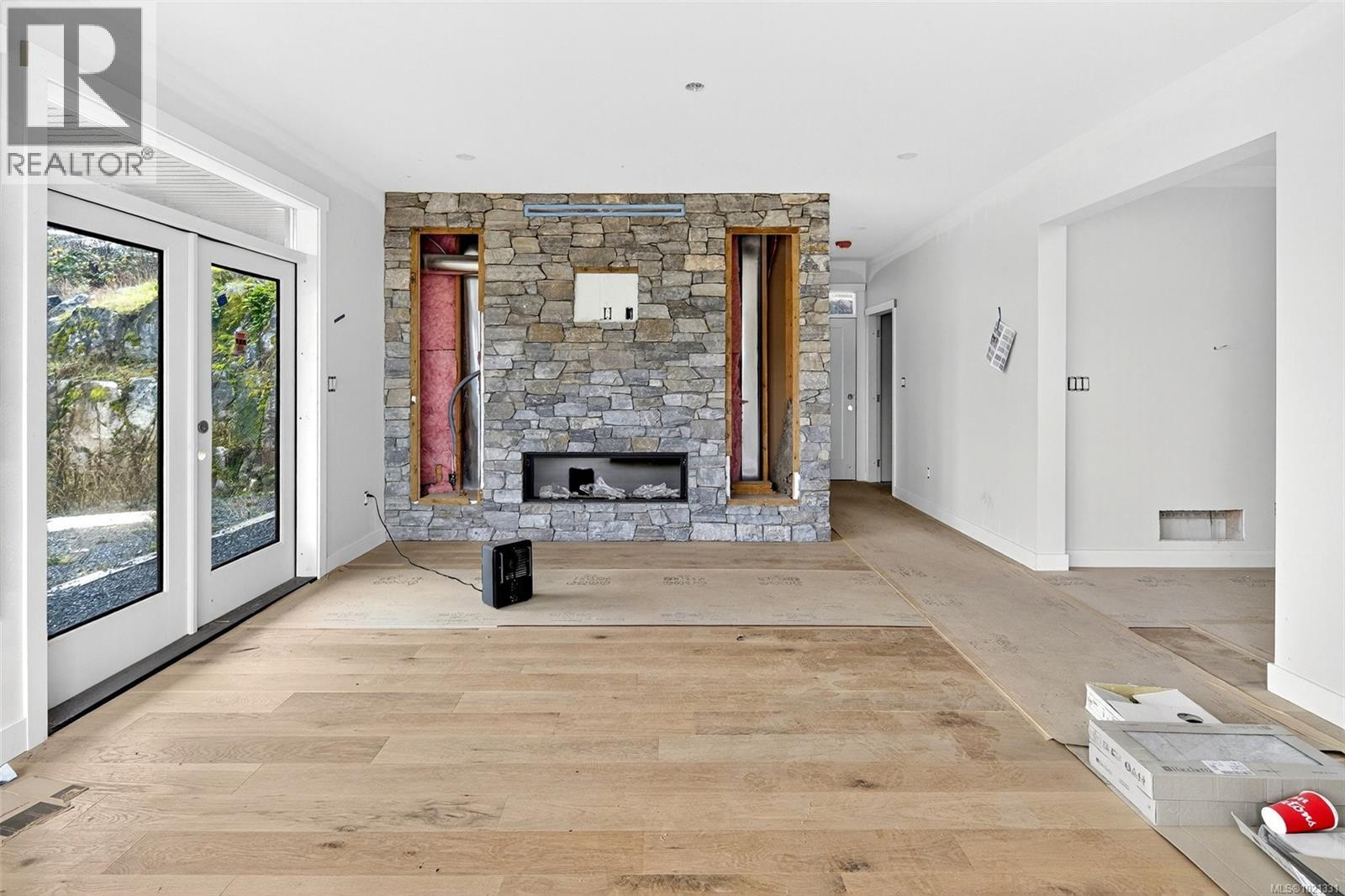  654 SENTINEL Drive, Mill Bay