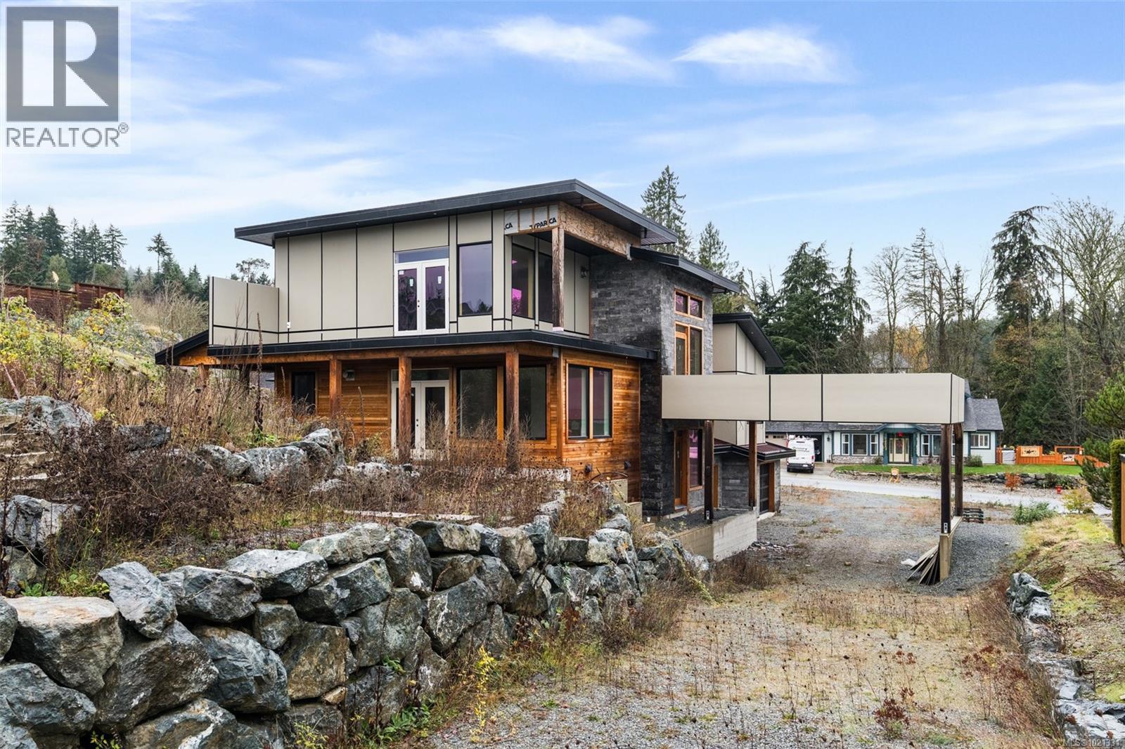  654 SENTINEL Drive, Mill Bay