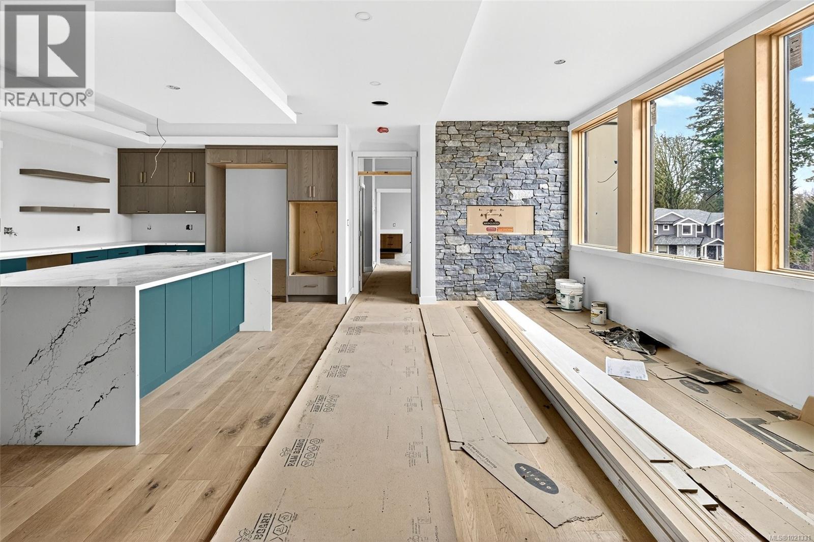  654 SENTINEL Drive, Mill Bay