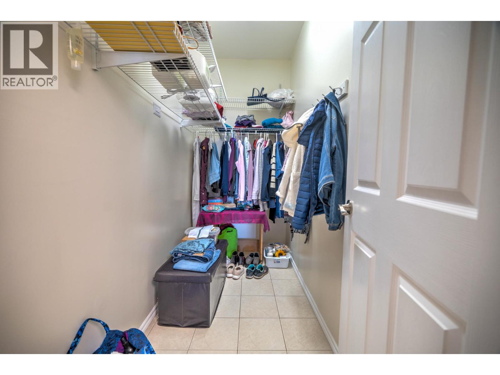 6373 HILLCREST PLACE - 9