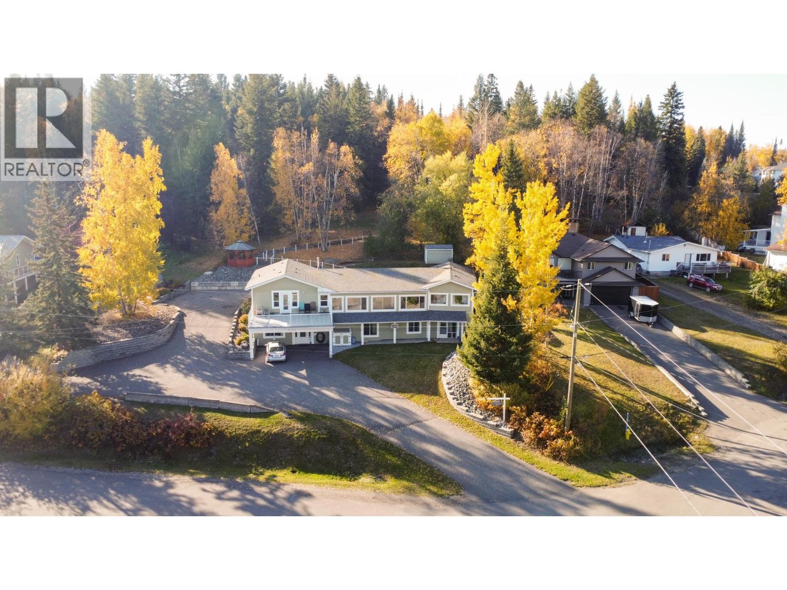 6373 HILLCREST PLACE - Image 2