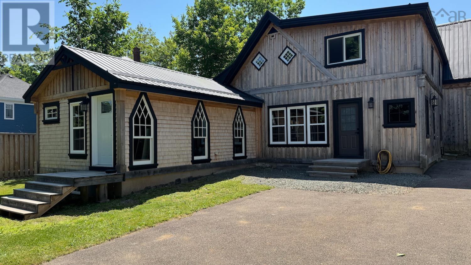 121 SMITH AVENUE - 49