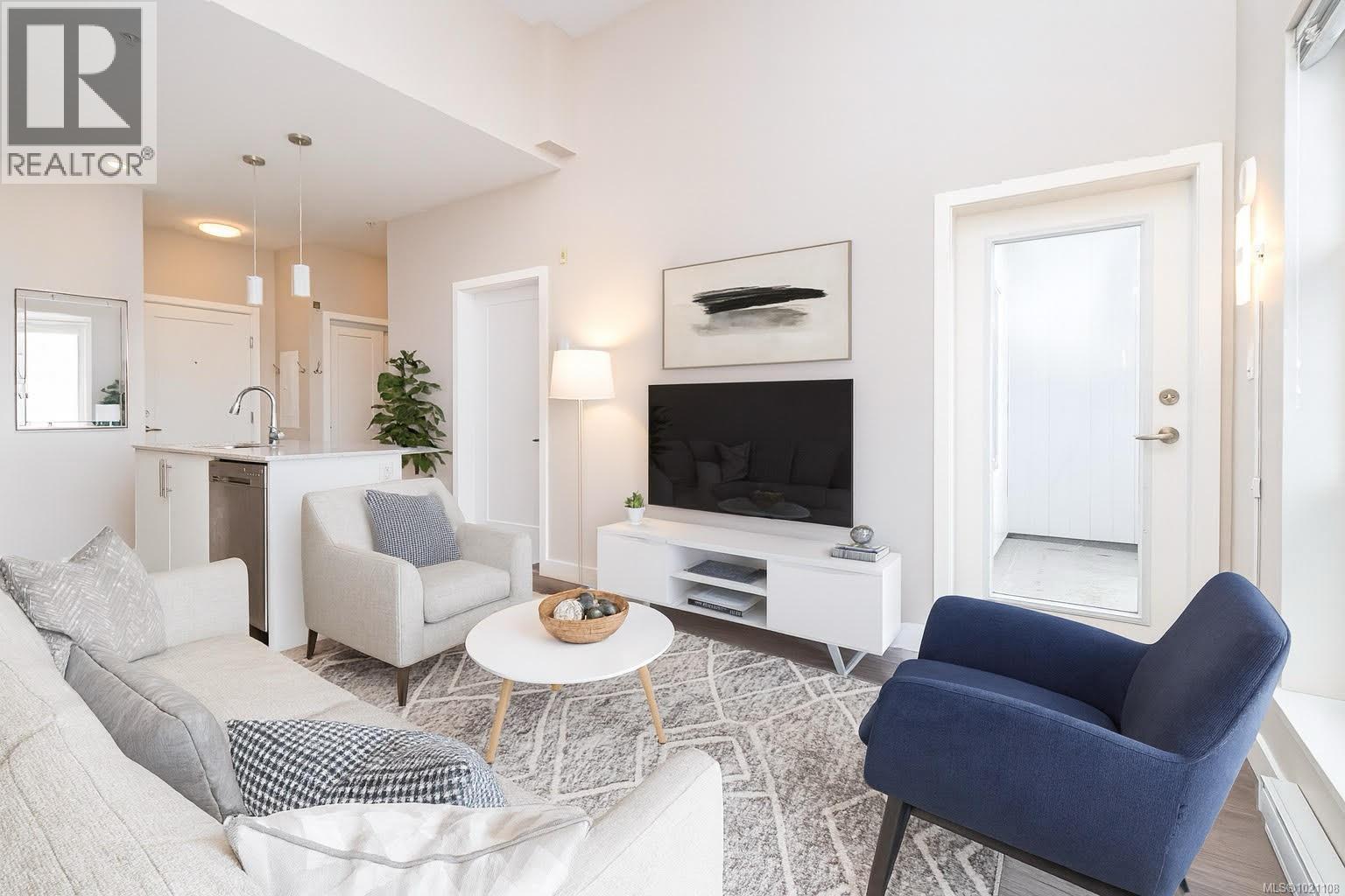 504 1020 Inverness Road, Saanich