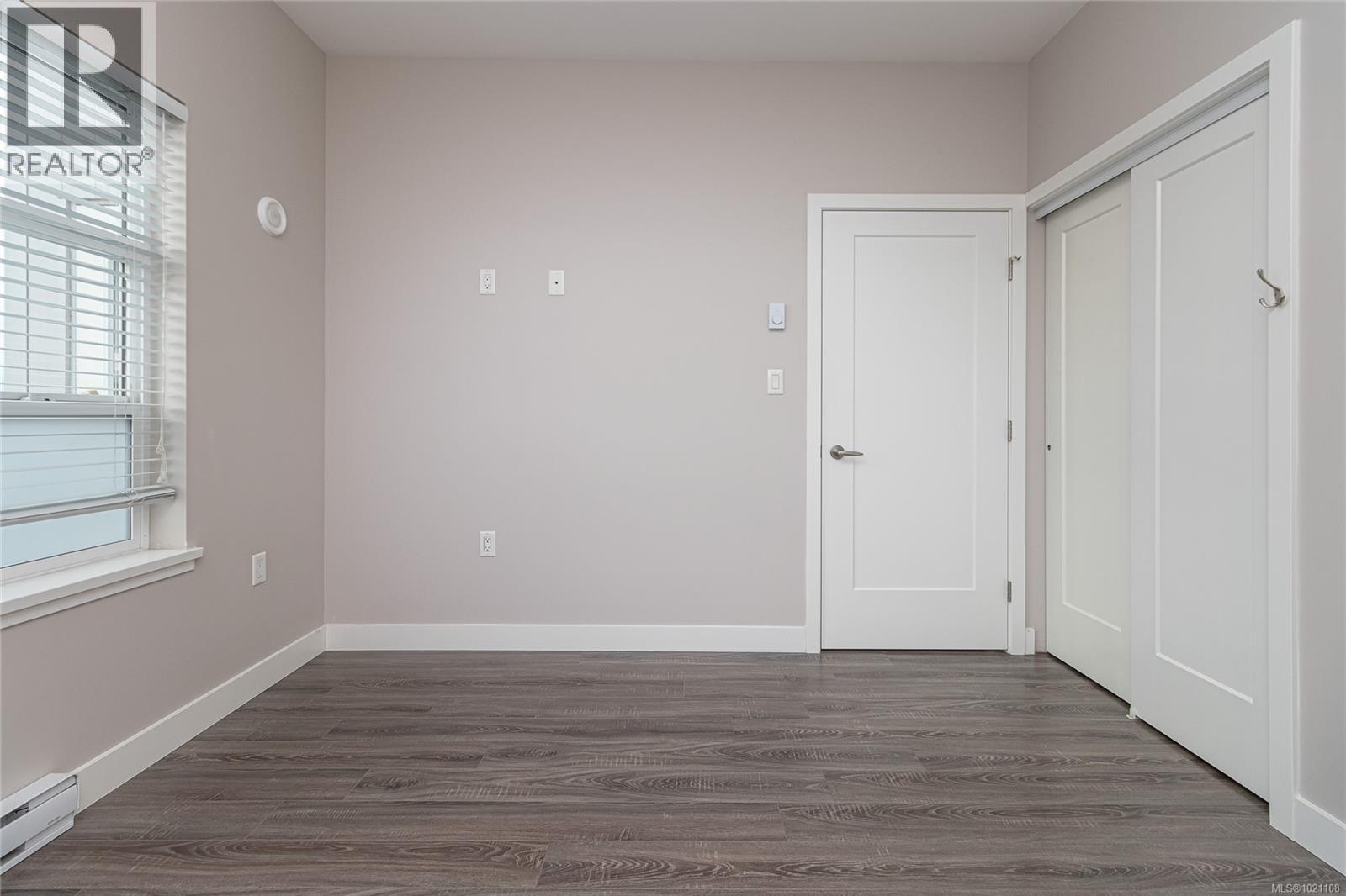 504 1020 Inverness Road, Saanich