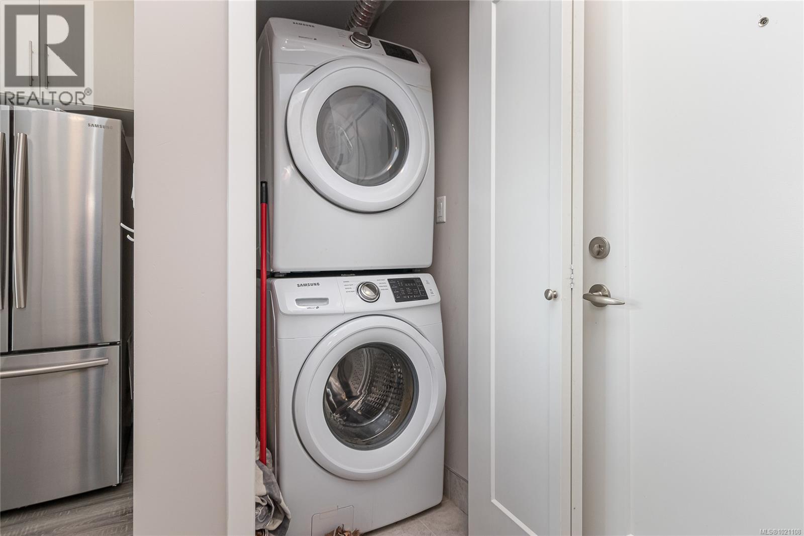 504 1020 Inverness Road, Saanich