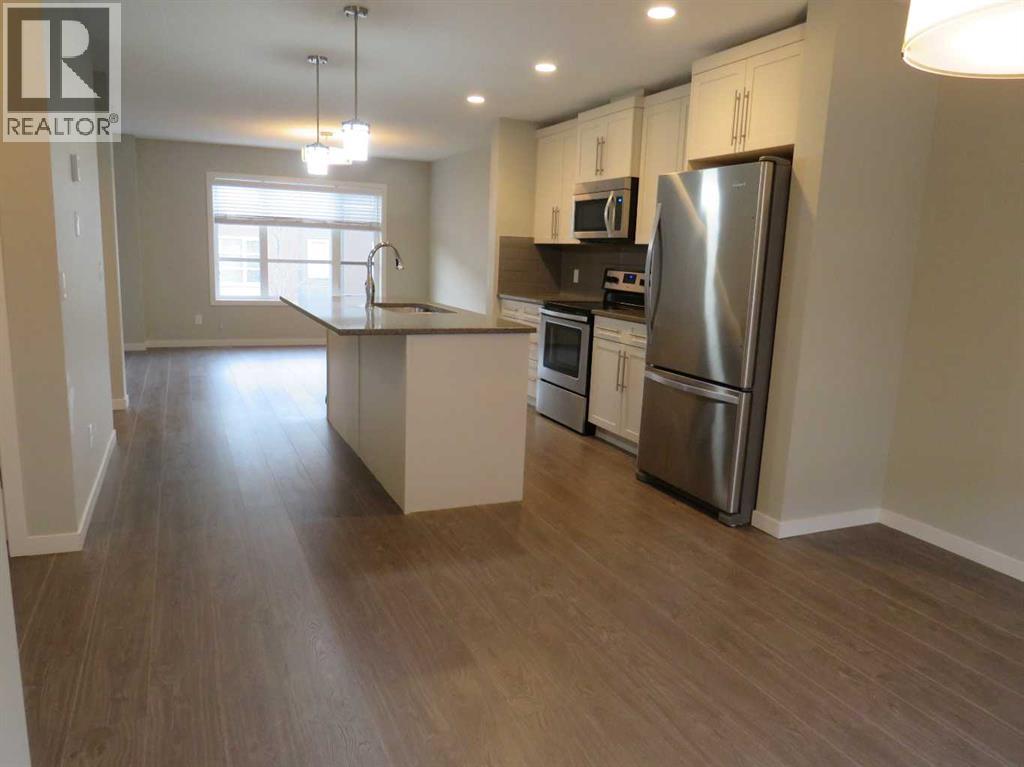 Single Family House for Sale in  Evansridge Park NW Evanston Calgary 