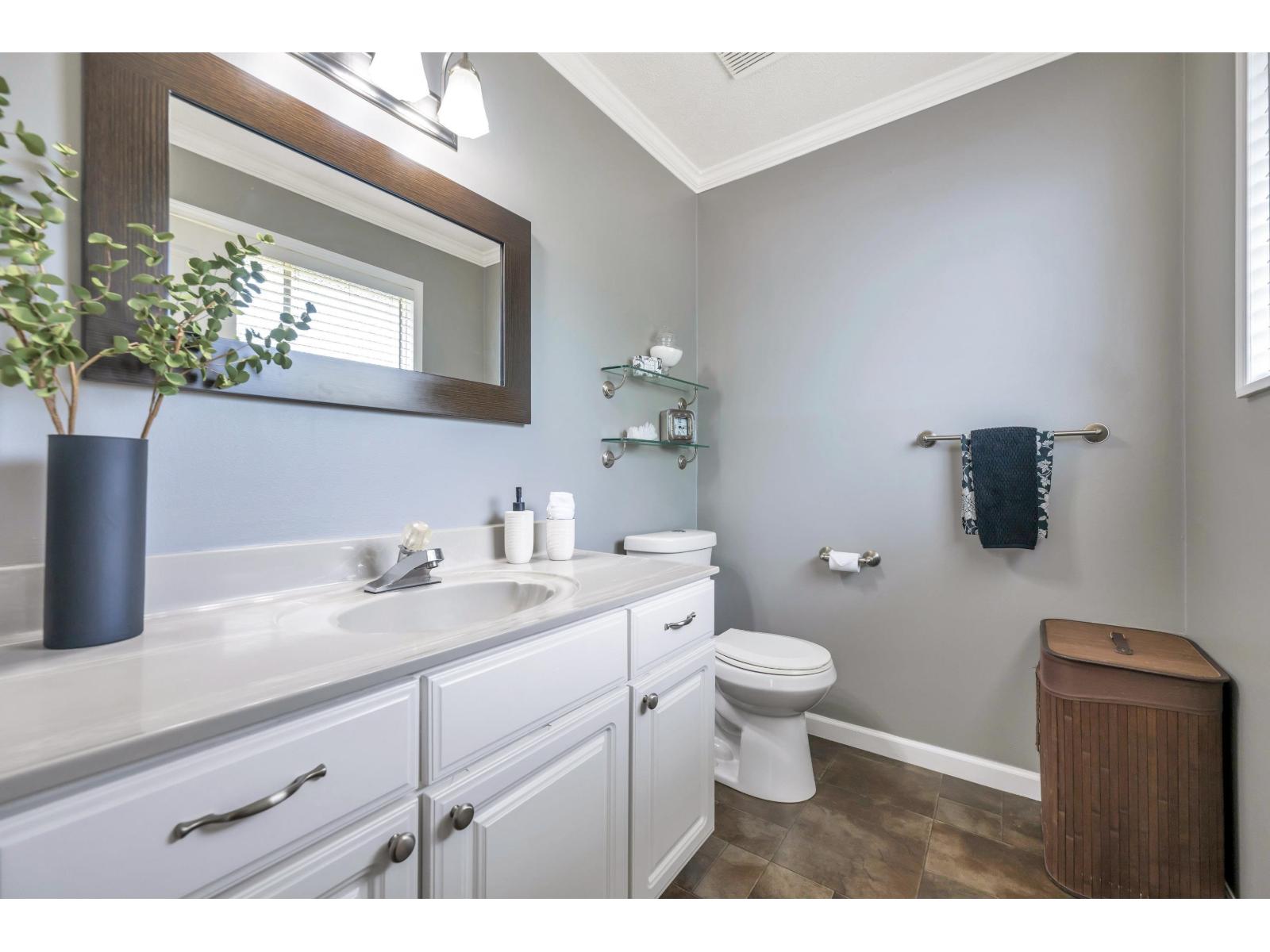 11344 86A Avenue, Delta