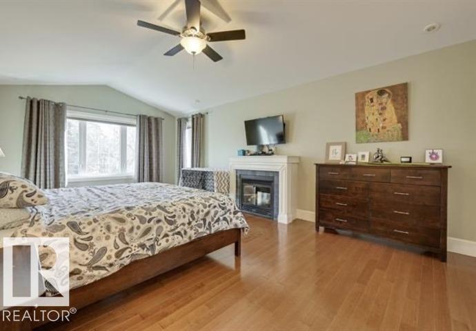 10836 130 St NW, Edmonton