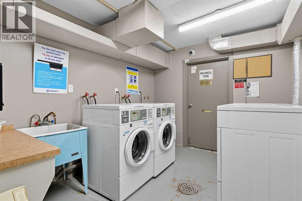 302A, 5601 Dalton Drive NW, Calgary, Alberta