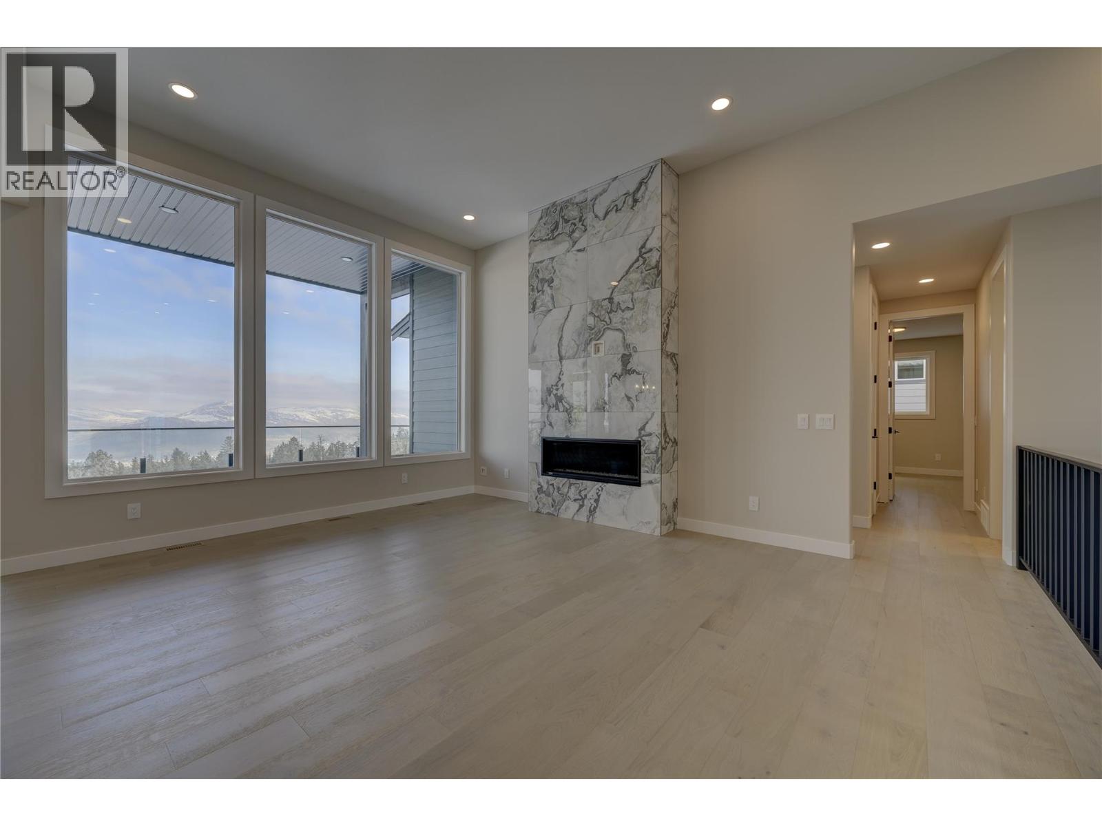 2138 LINFIELD Drive, Kamloops