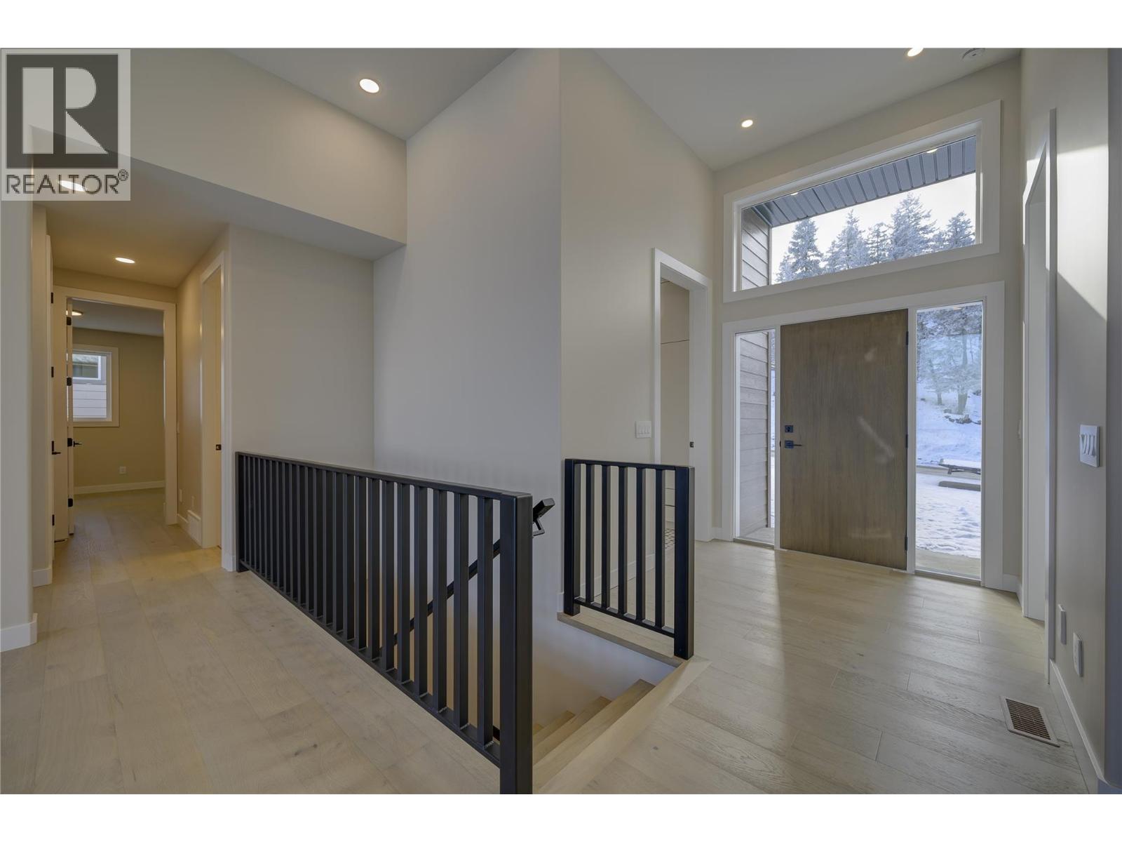 2138 LINFIELD Drive, Kamloops
