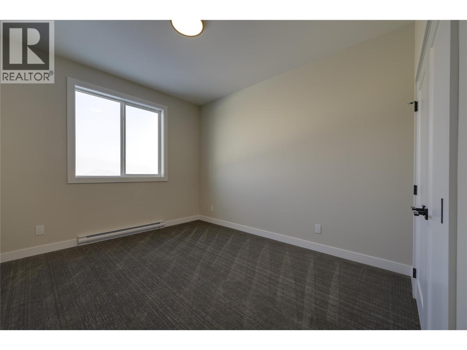 2138 LINFIELD Drive, Kamloops