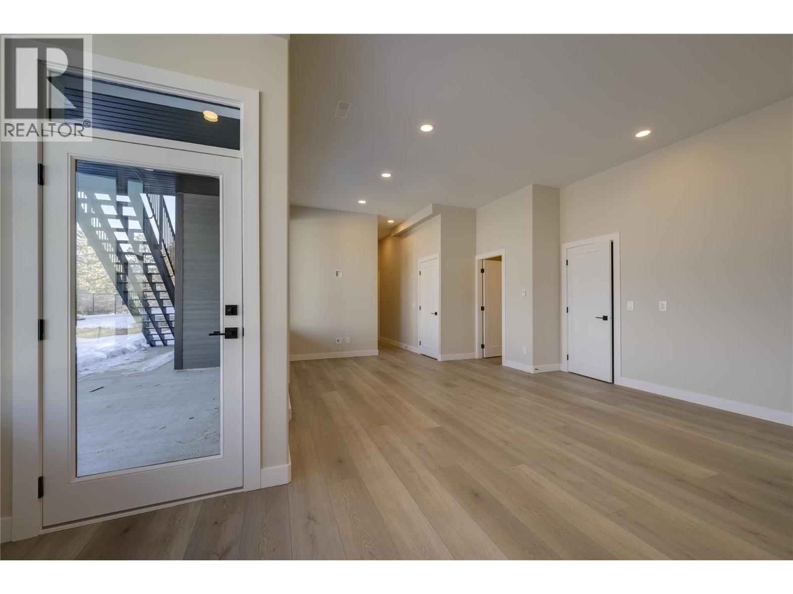 2138 LINFIELD Drive, Kamloops