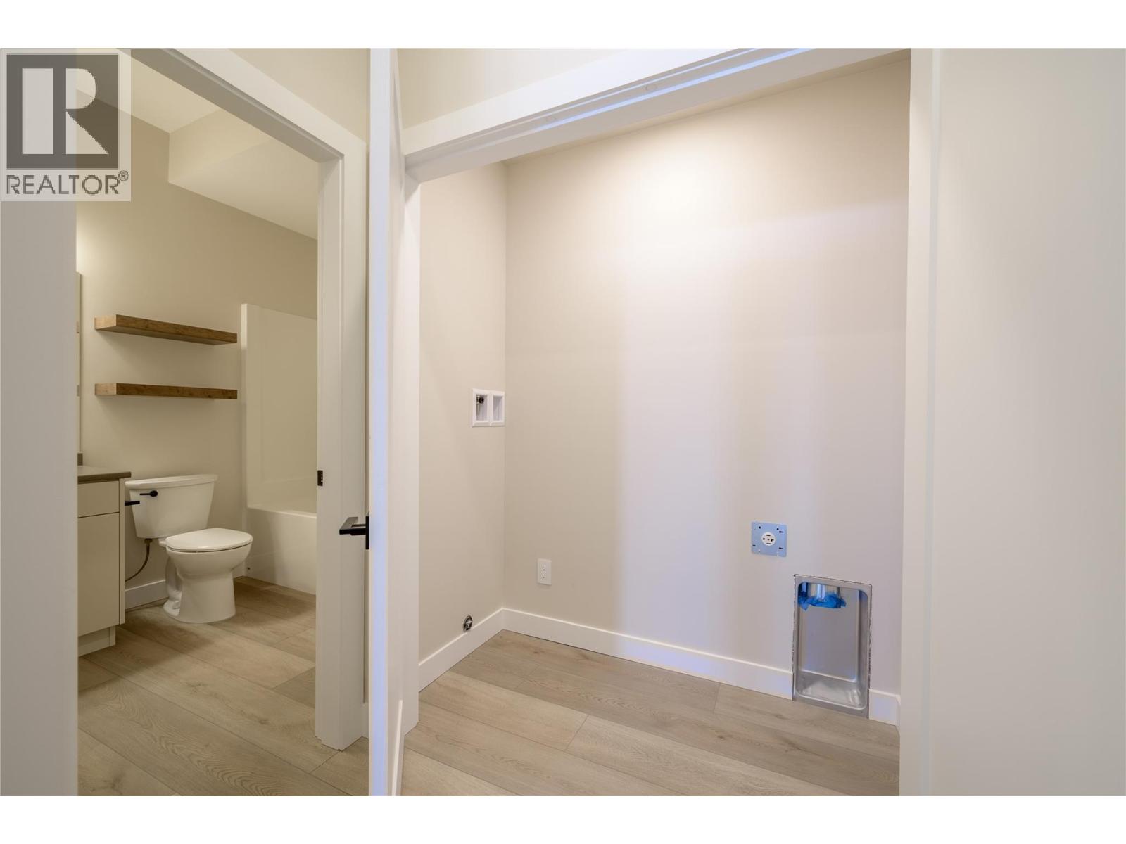 2138 LINFIELD Drive, Kamloops