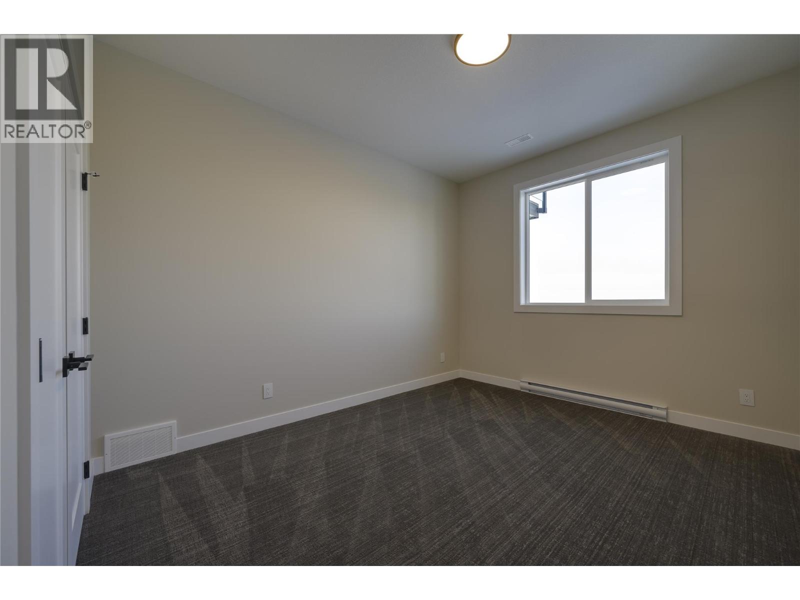 2138 LINFIELD Drive, Kamloops