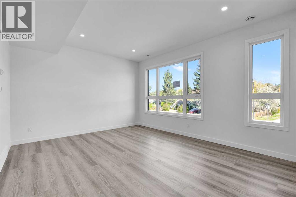 Single Family House for Sale in  Bowness Road NW Montgomery Calgary 