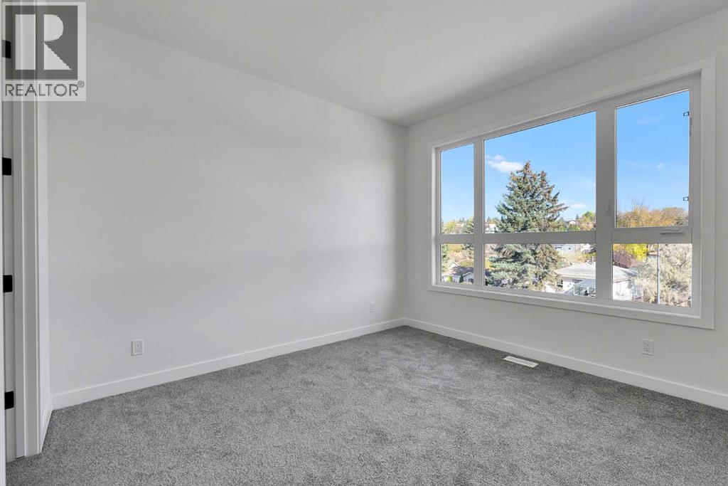 Single Family House for Sale in  Bowness Road NW Montgomery Calgary 