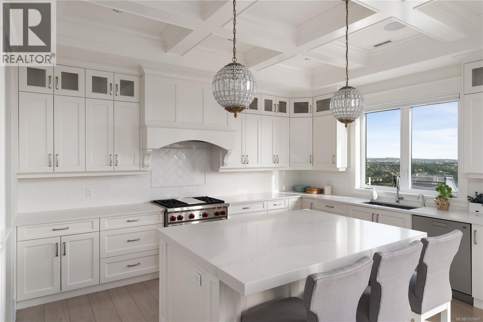  2701 Goldstone Heights, Langford