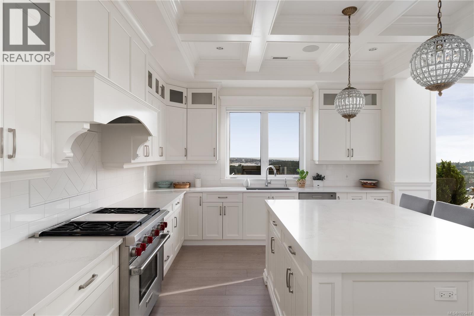  2701 Goldstone Heights, Langford