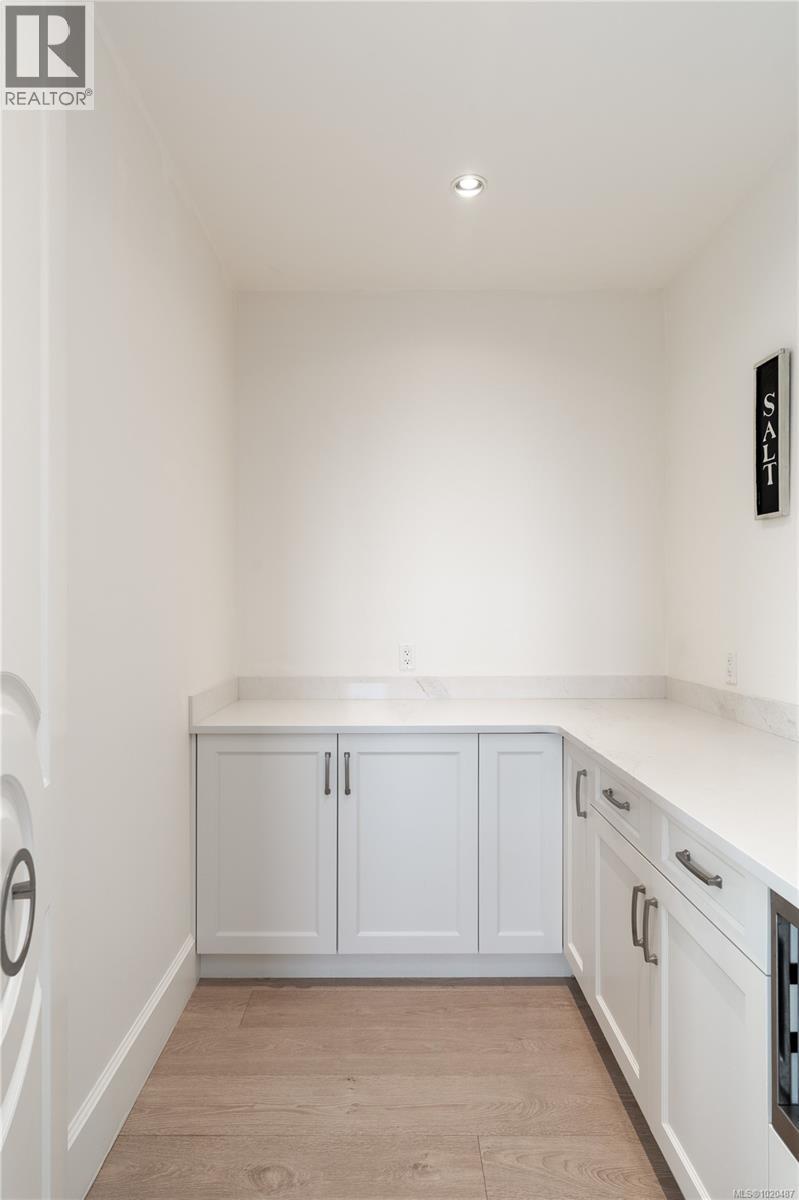  2701 Goldstone Heights, Langford