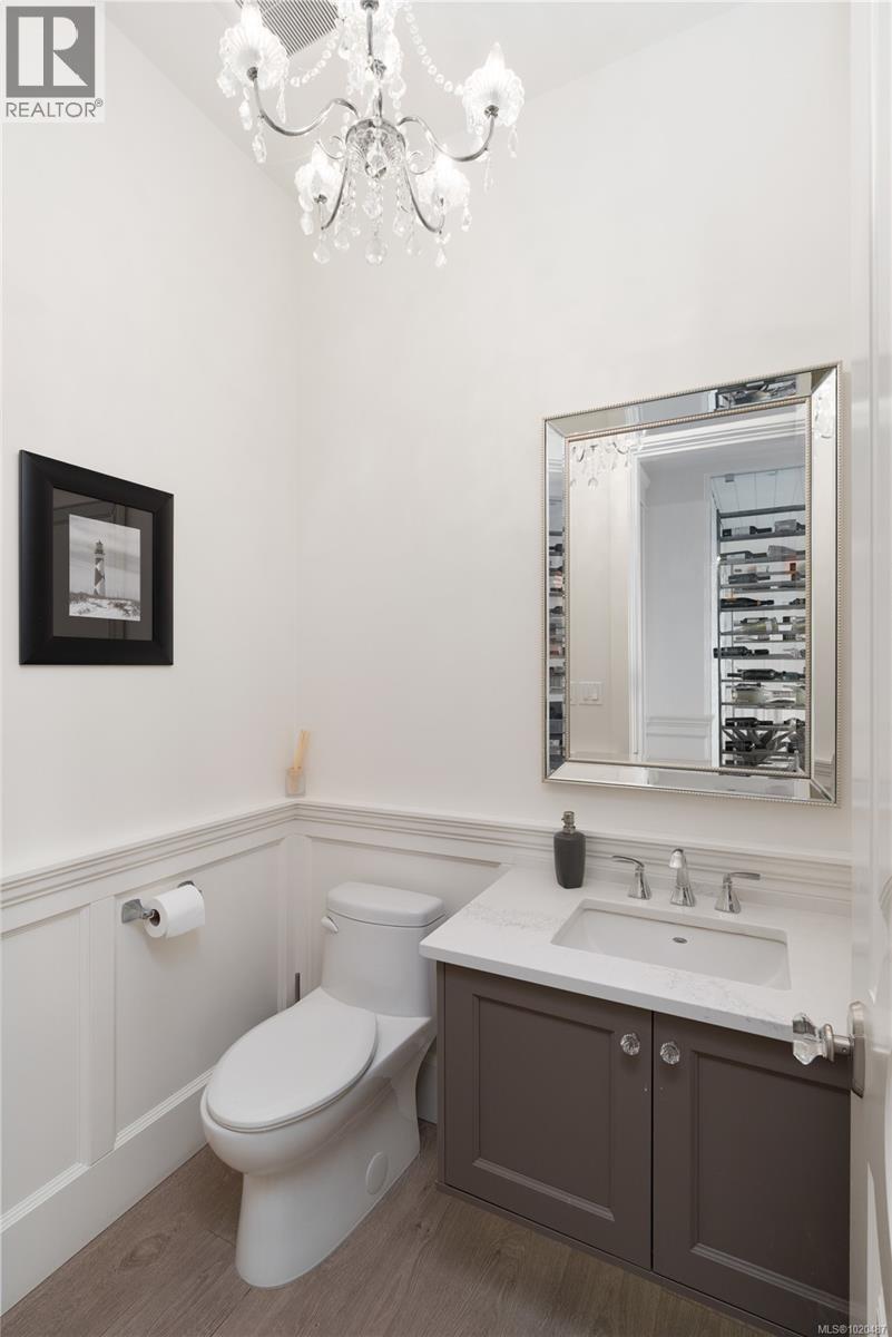  2701 Goldstone Heights, Langford