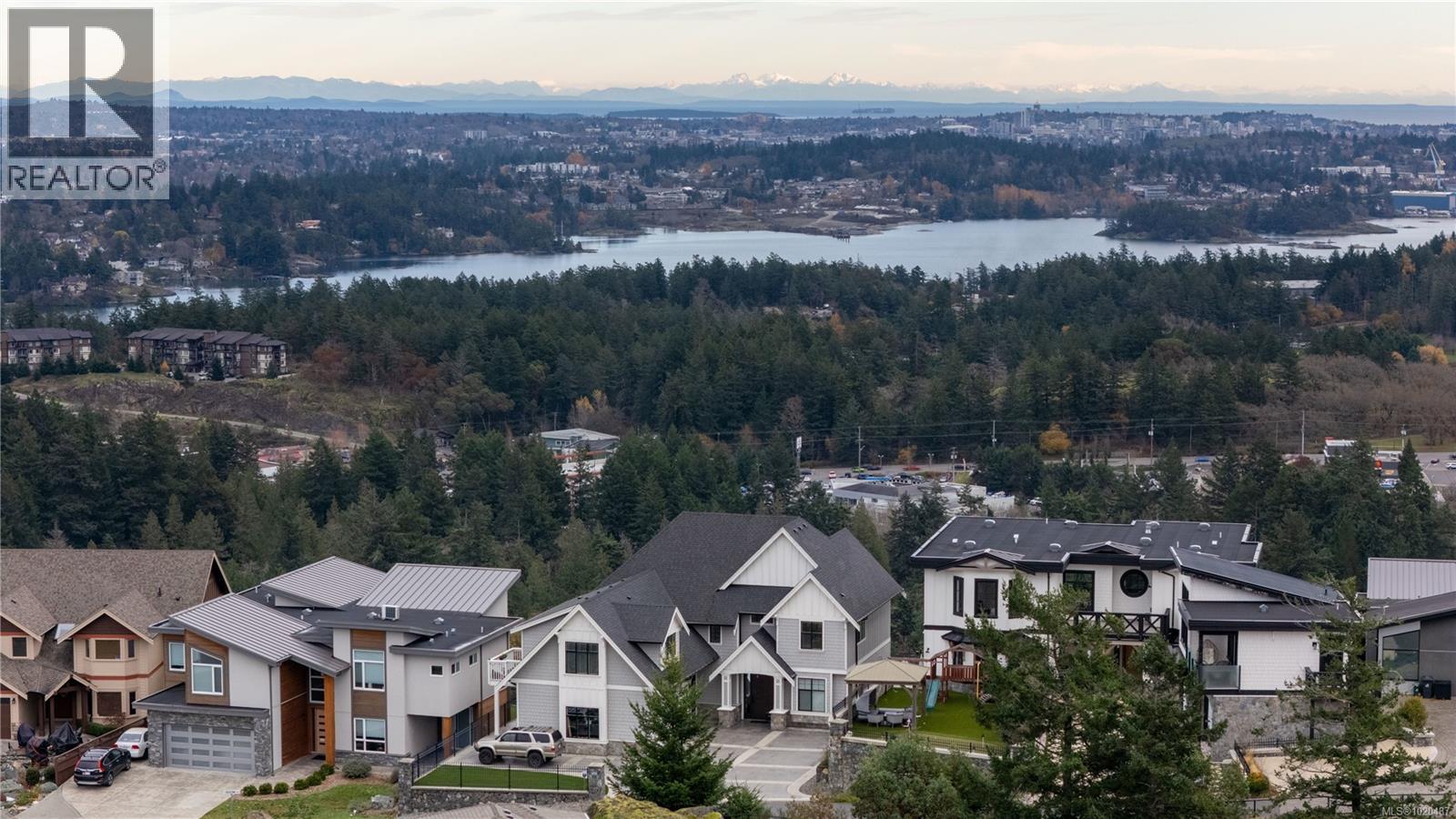  2701 Goldstone Heights, Langford