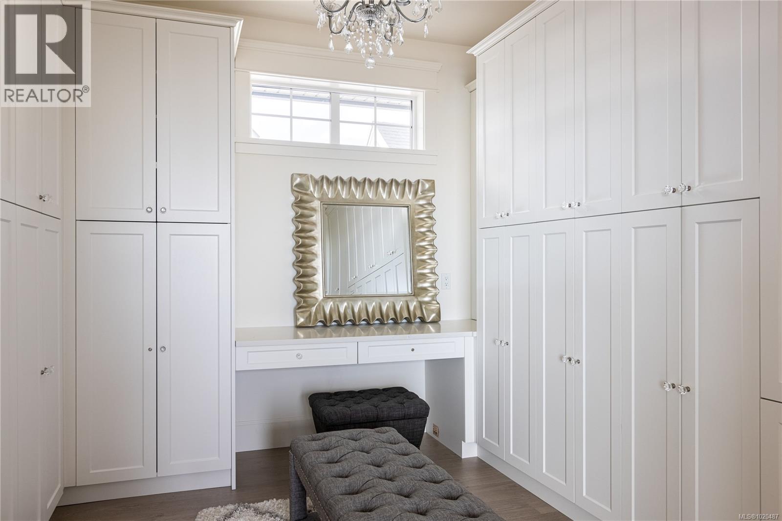  2701 Goldstone Heights, Langford