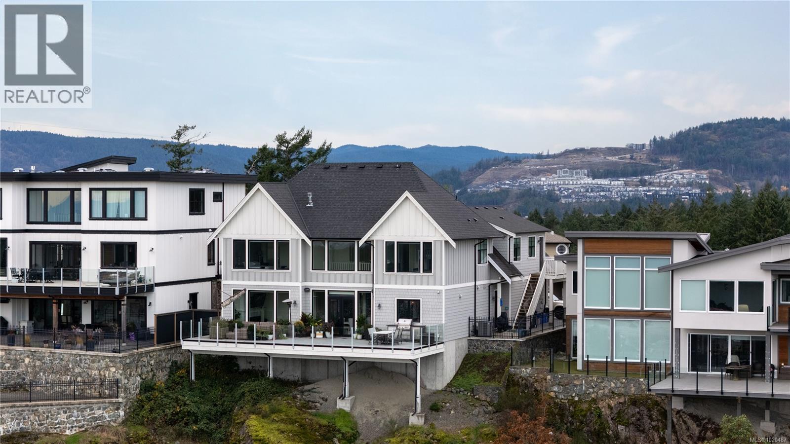  2701 Goldstone Heights, Langford