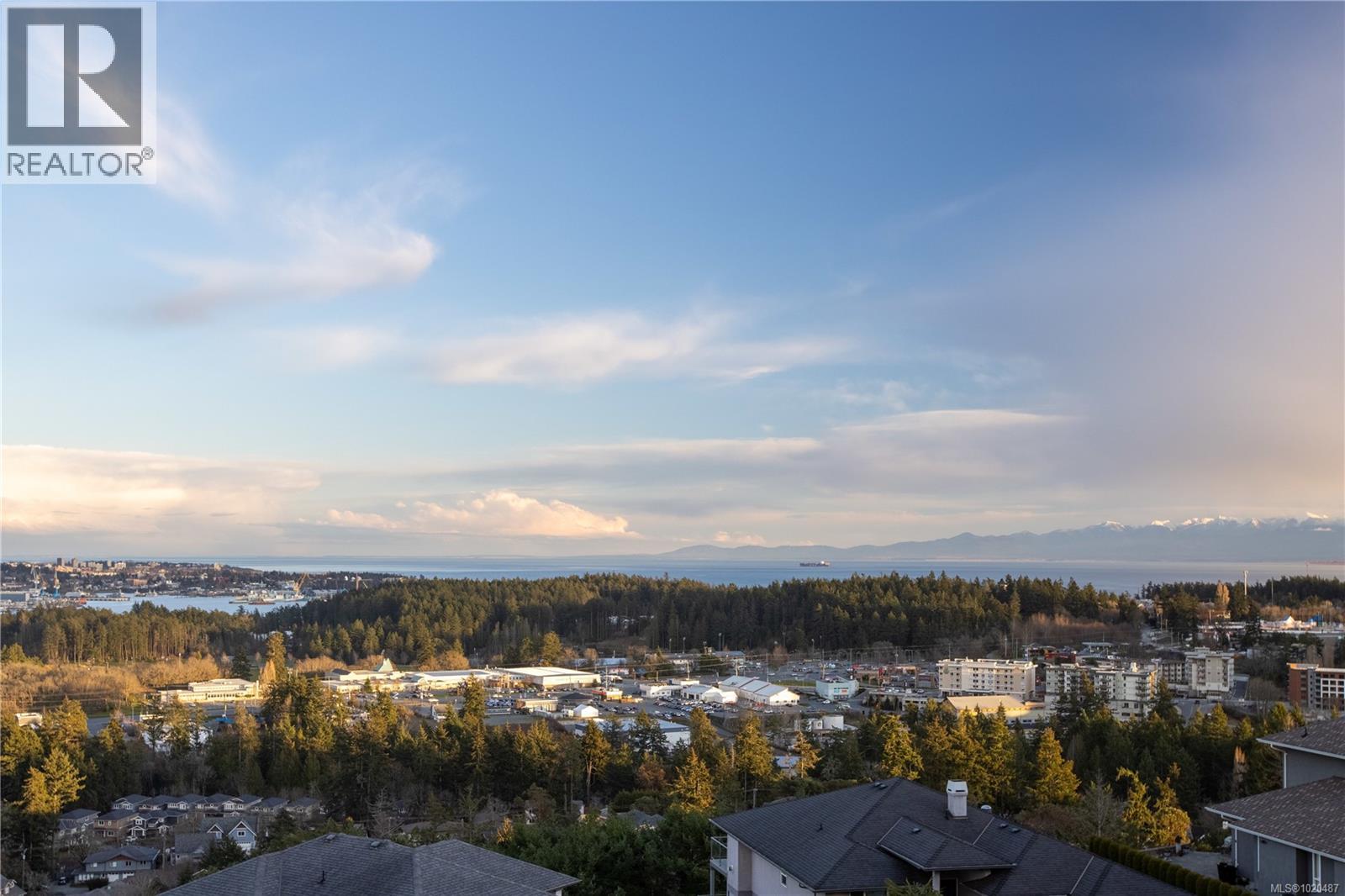  2701 Goldstone Heights, Langford