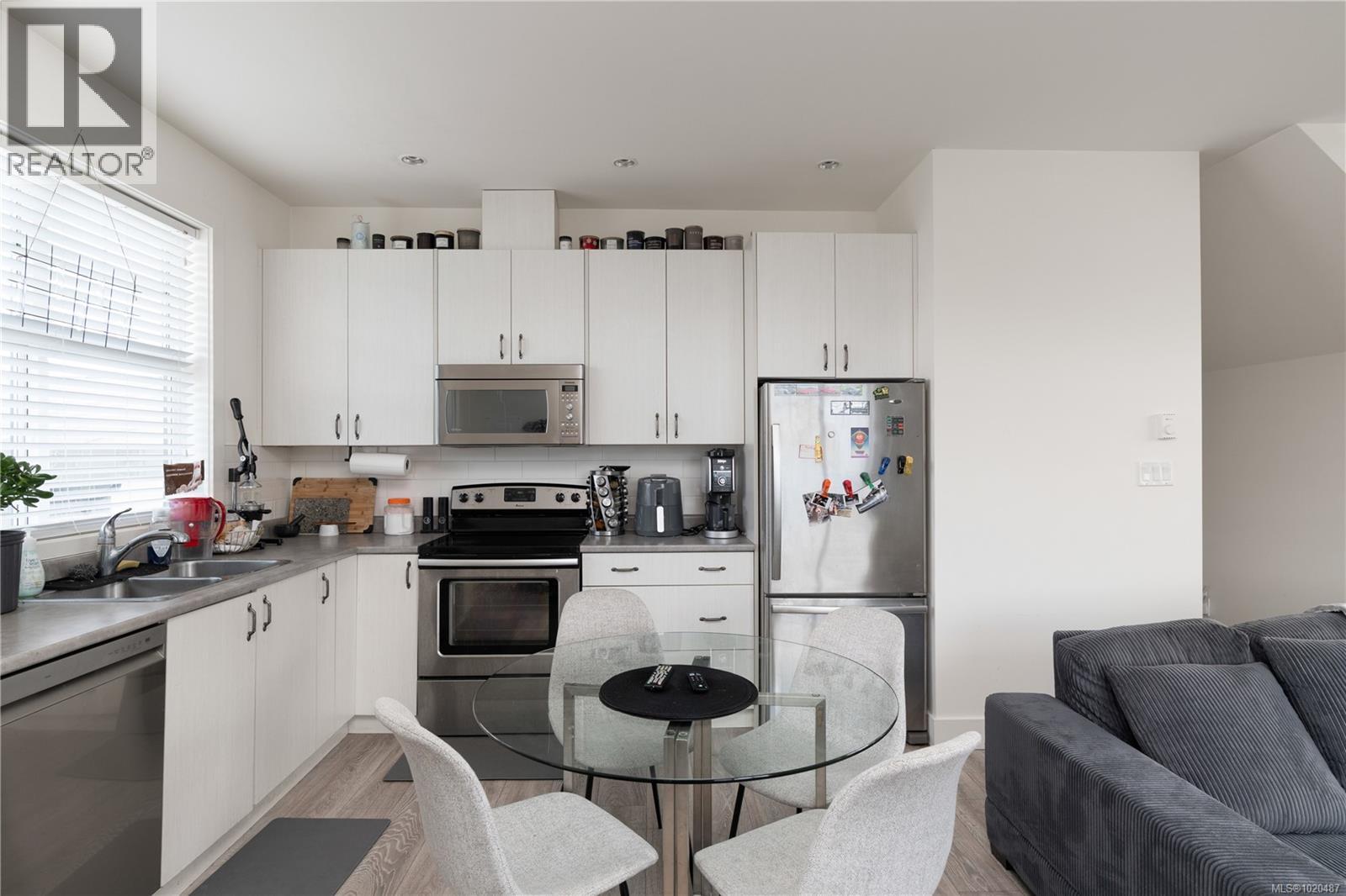  2701 Goldstone Heights, Langford