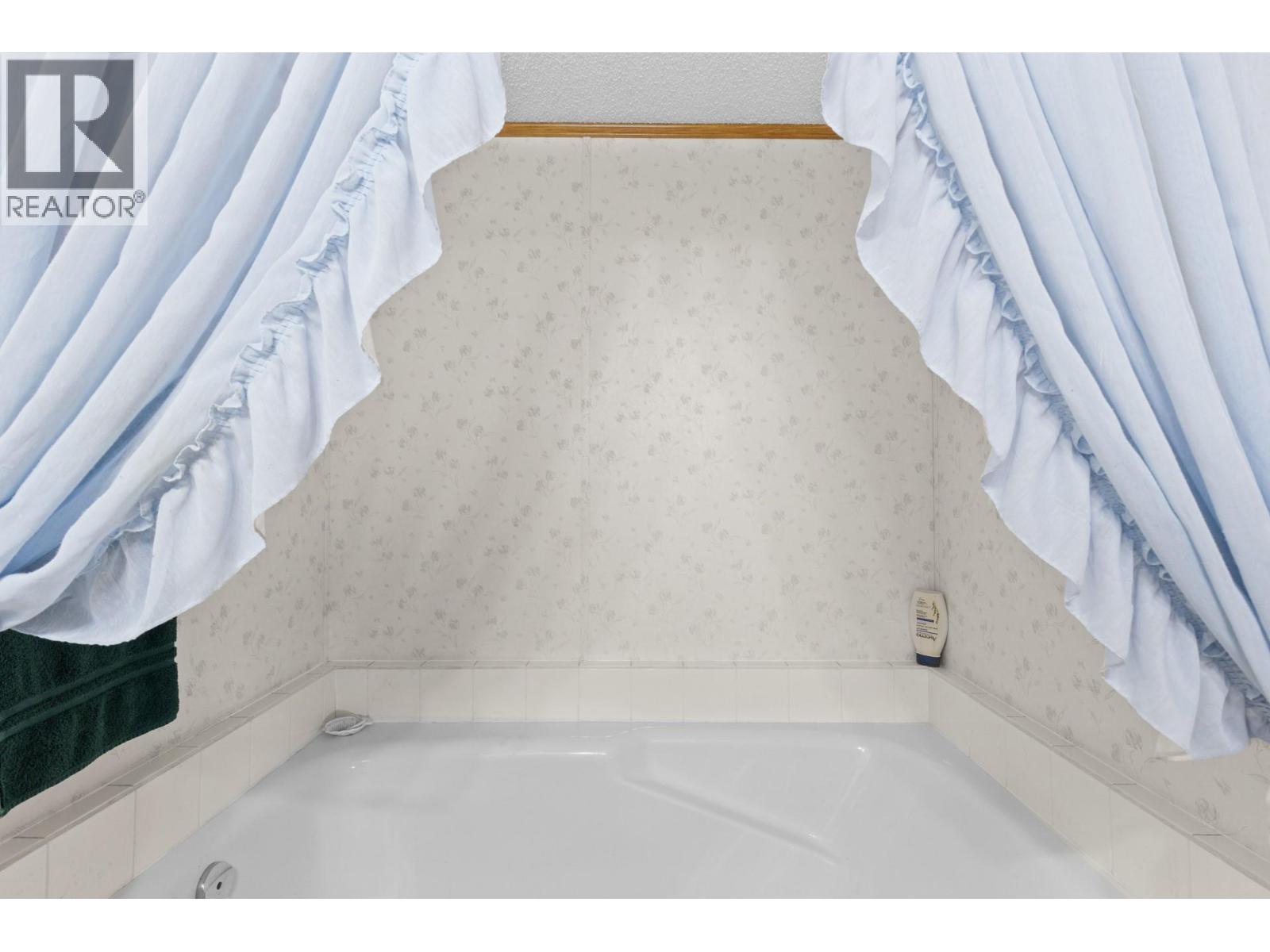 34 1750 Lenz Road, West Kelowna