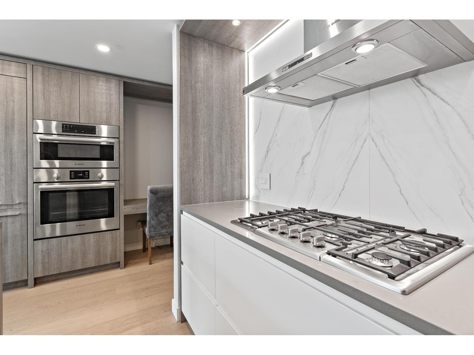 601 1441 JOHNSTON ROAD, White Rock