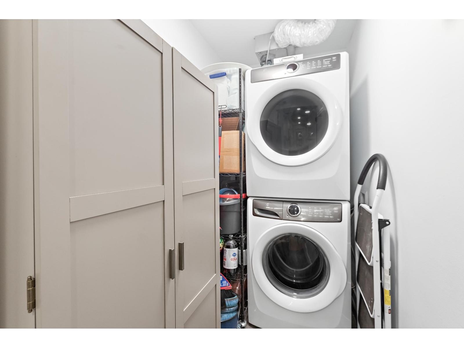 601 1441 JOHNSTON ROAD, White Rock