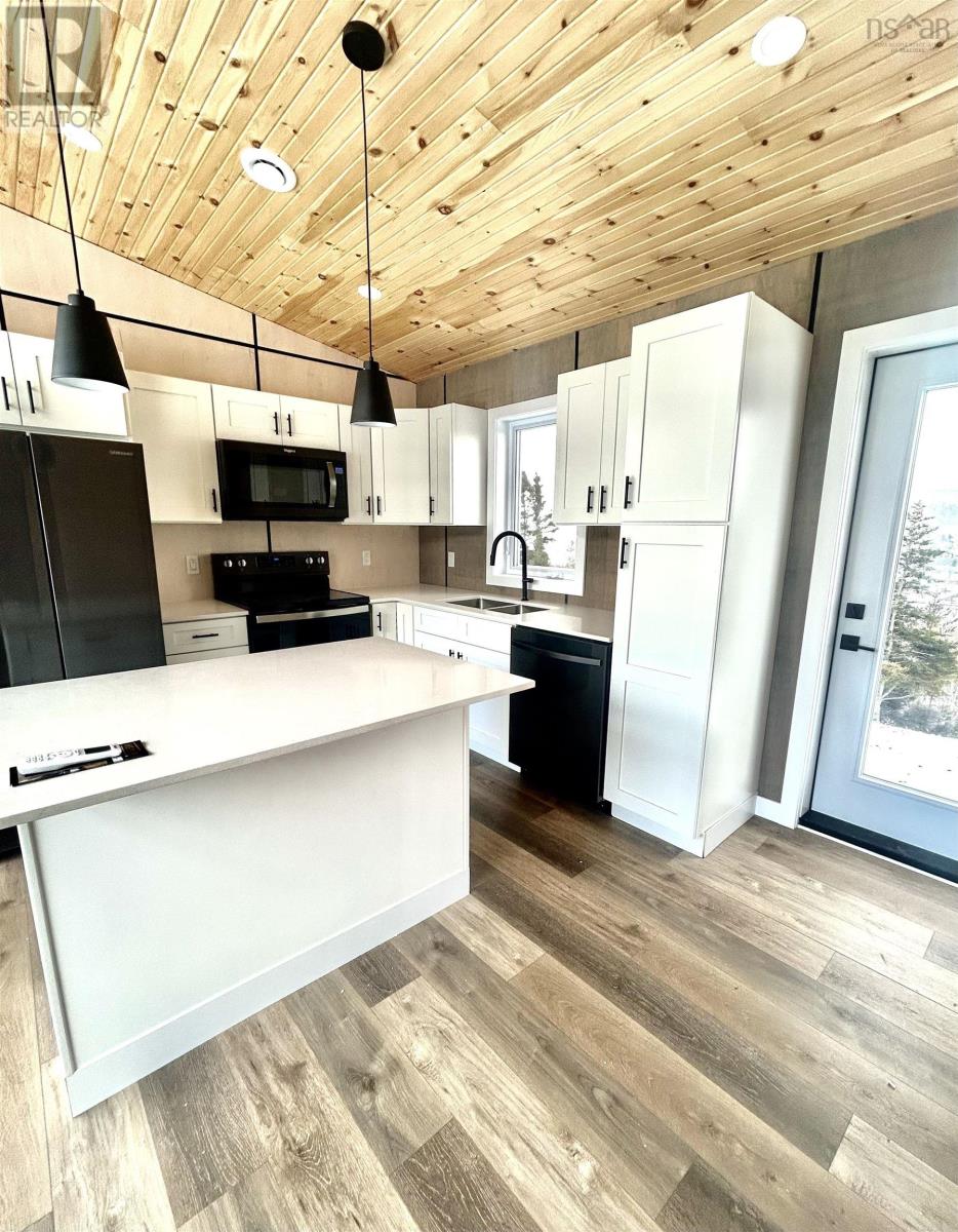 Property 9 of 25 of 25 Parkdale Crescent