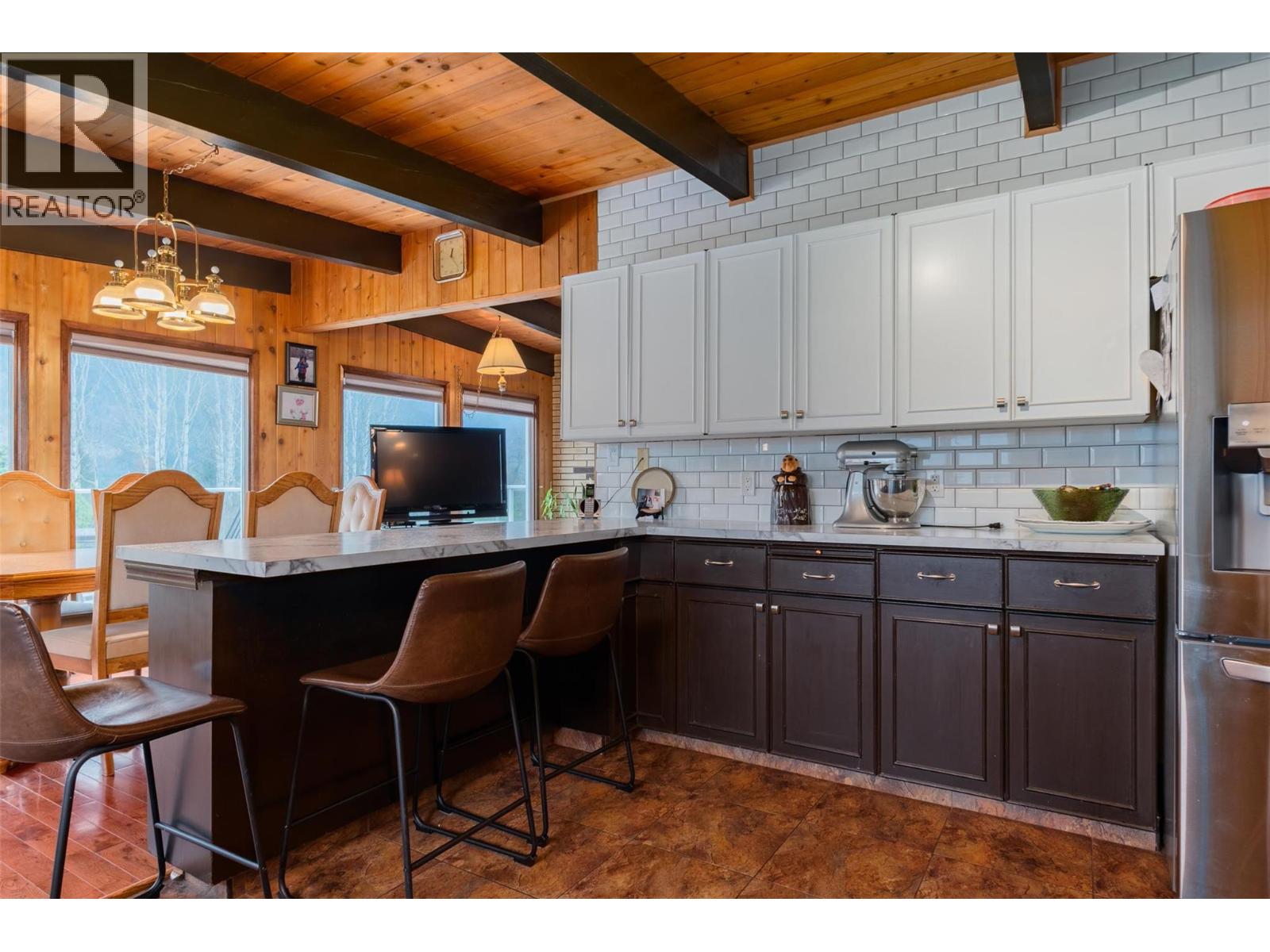 2621 6th Avenue, Castlegar