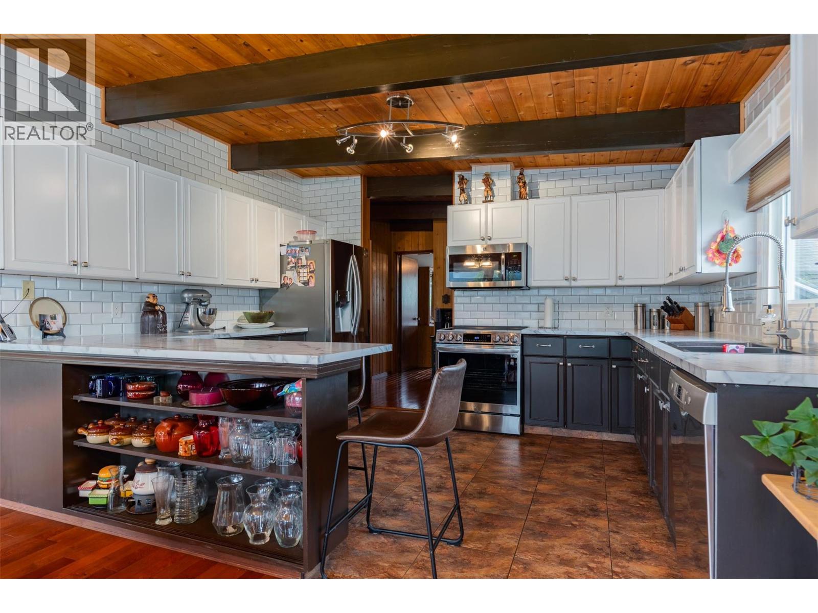 2621 6th Avenue, Castlegar